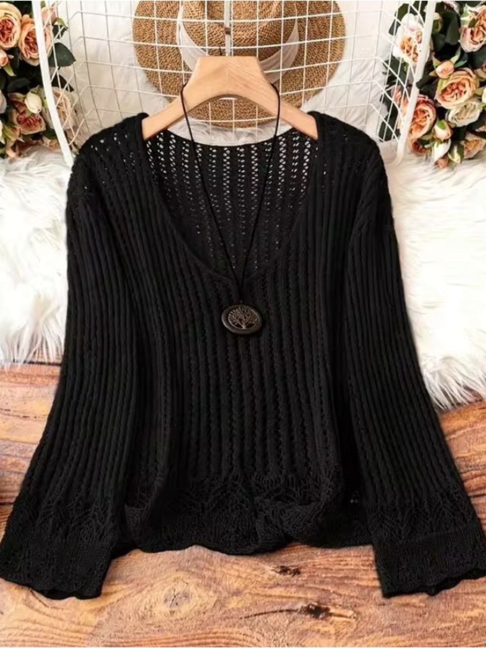 Women's Long Sleeve Solid Color Lace Patchwork Sheer Hollow Out Sweater V-Neck